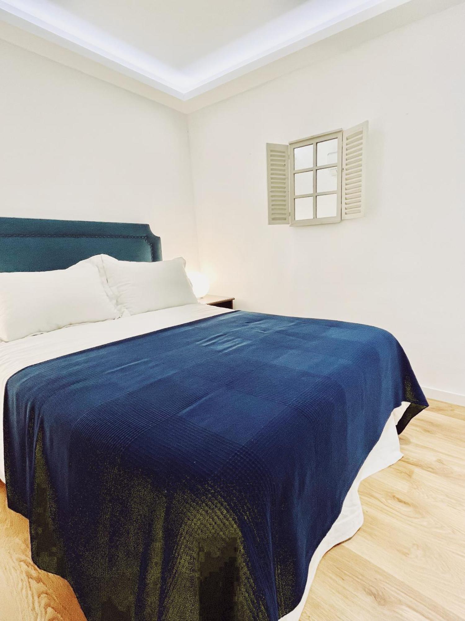 Dplace To Be - Exclusive Apartments In Historic Center 马德里 客房 照片