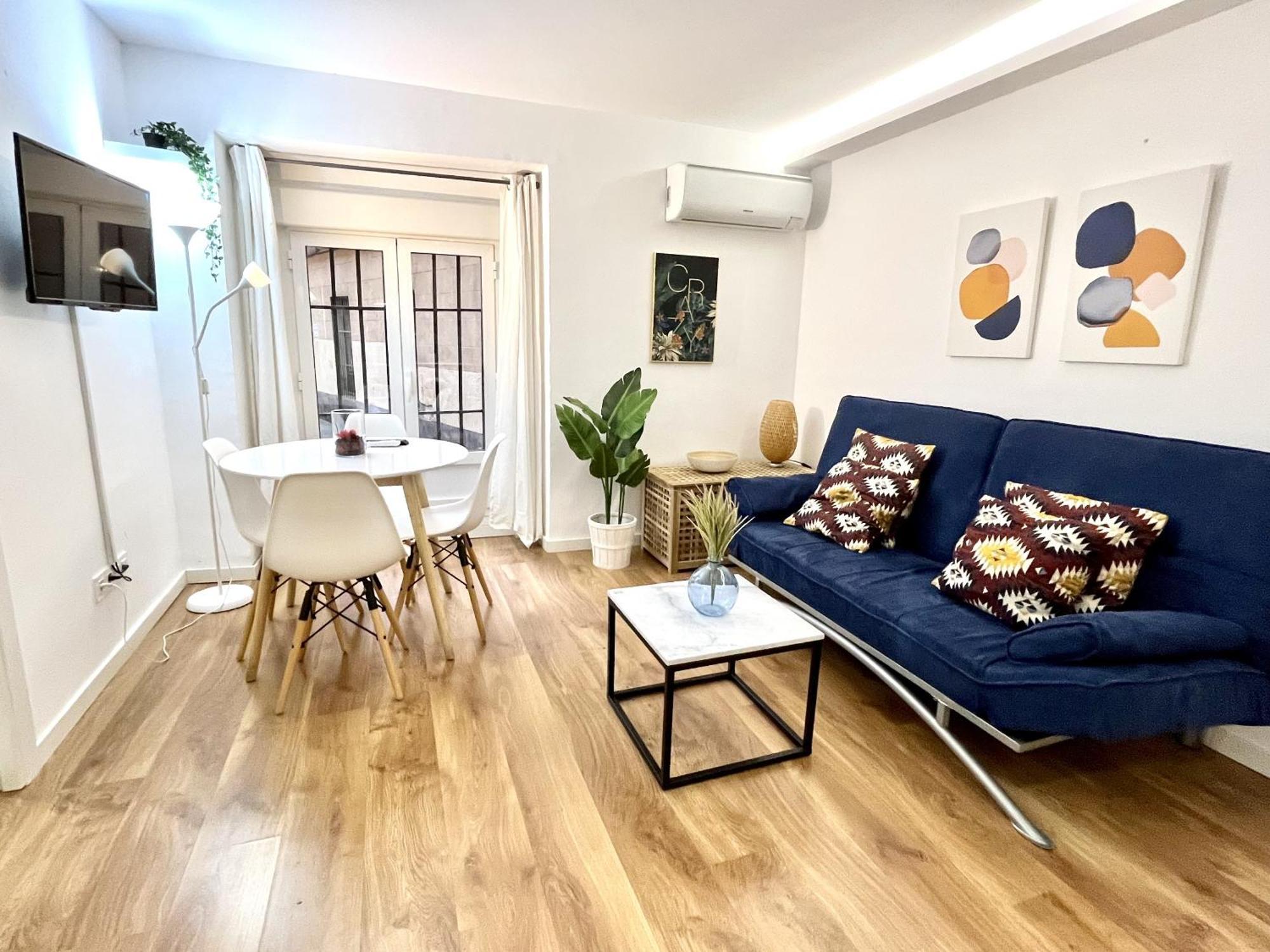 Dplace To Be - Exclusive Apartments In Historic Center 马德里 客房 照片